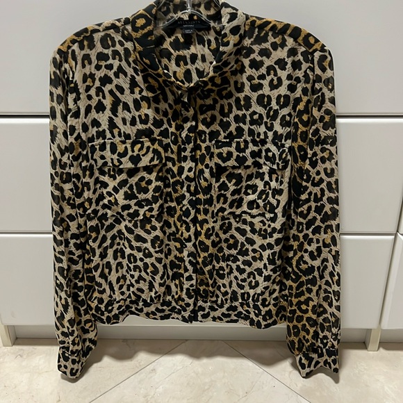 ALLSAINTS- Leopard collared, buttoned w covered placket & front pockets 🐆 - Picture 1 of 7